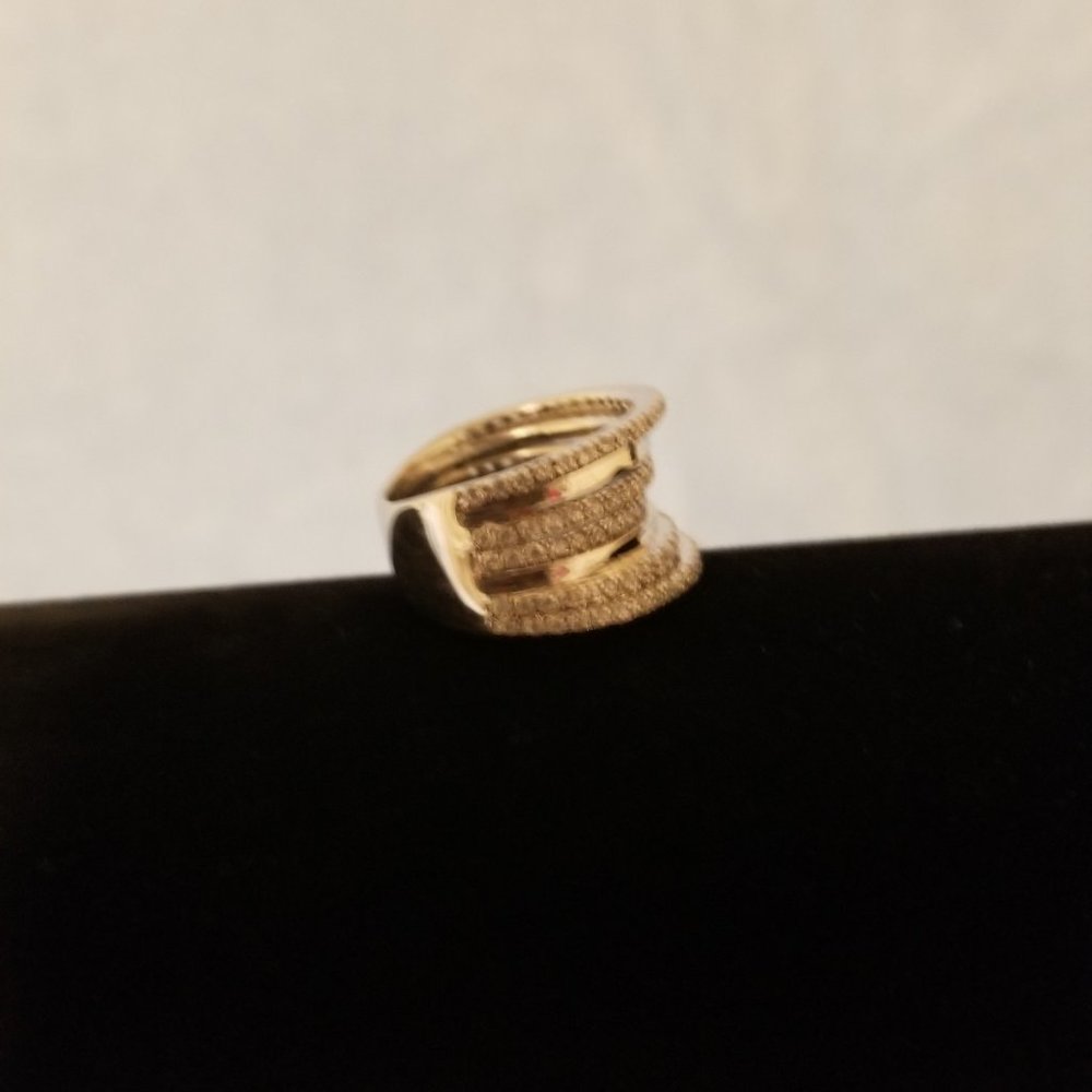 Ring - Picture 5 of 6